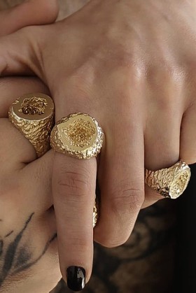 Enbar shetrit art as jewellery