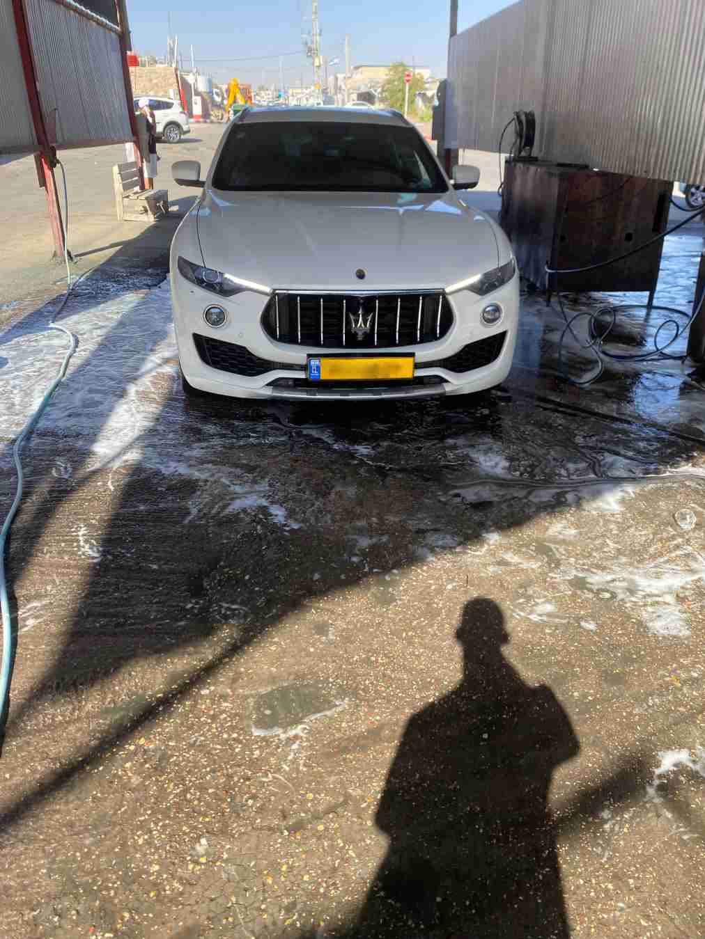 DrIve with shine