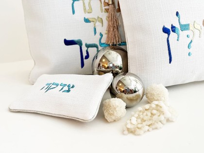 דורון זאבי - סטודיו לעיצוב טקסטיל ויודאיקה