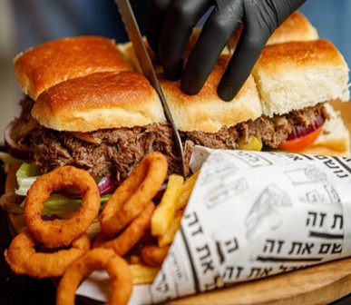 ג'וני קריספי אילת