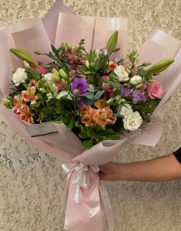GIFT & FLOWER